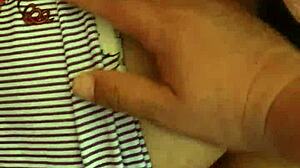 Cachondeando a mi esposa, want to see her pussy?