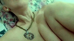 Dando O Cu E Gemendo De Tesao