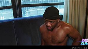 Slatka latina i eban crnkinja 18+ na teškom interrasnom jebanju