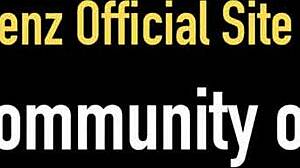 Nikki Benz soaps up her big tits! 😘💦