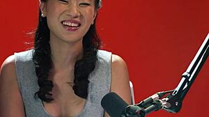 Kimmy Kimm orgasms intensely with hitachi vibrator