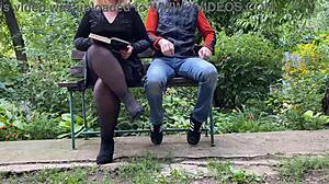 Pulp Fiction Style Outdoor Cumshot Scene