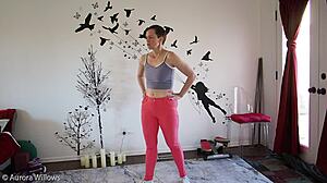 Yoga lesson with big ass babe. 💪😉