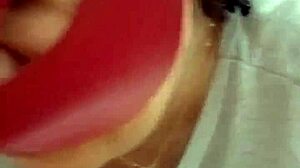 chamei amiga da minha mulher para mamar gostoso na buceta molhada