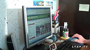 petite etudiante salope grave sodomisee avec une bonne ejac faciale