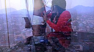 Сањам о свом ебони слуги са огромним курцем