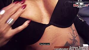 Reife Schwarzhaarige Deutsche Frau Beim Öffentliche Sextreffen Im Auto