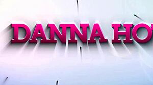 La Viciosa Danna Hot Takes Two Strangers from a Bar in Wild Action Part 1