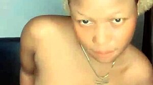 I'm dancing and kissing, feeling sexy tonight. 💃