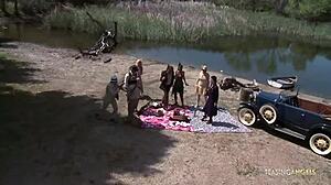 Prachtige meiden houden van strakke kut neuken in groepsseks scènes