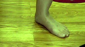 Frina teaches cunnilingus to a boy who licks her hairy pussy in doggy style, leading to a strong squirting orgasm