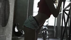 Blond Stasyq Model Sonya Teasing with Natural Curves