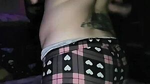 'Alt PAWG masturbates with toy?'