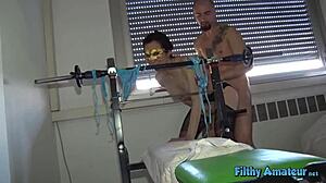 Bodybuilder Arianna In Homemade Threesome