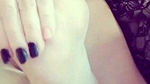 Fetiche com os pe dessa loira