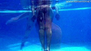 Heidi Van pleasures herself in the pool