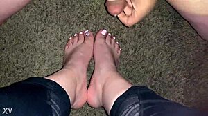 hot amateur latina gets cumshot on her sexy feet