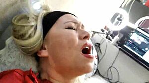 Hey, tengok si matang cantik dalam aksi solo panas!