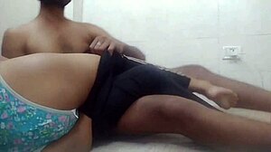 Desi wife shows big boobs and nipples in hotel sex 😍