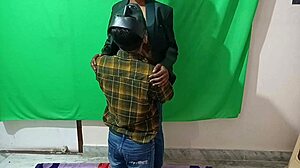 인도 주부가 파이어어게인과 야생 침실 액션 불꽃 튀겨!