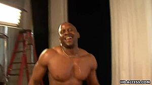 Ebony Kelly Starr Receives Massive Facial