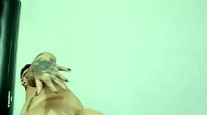 i try my first anal with a glass dildo 😈