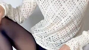 Siganjue prepares in front of mirror