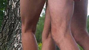 Публичное анальное приключение с шлюхой брюнеткой с идеальным телом