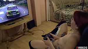 PS4'te Deli Sürücü, Kız Arkadaş ve Arkadaşla