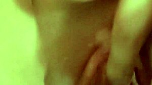 hot wife squirts homemade solo video 😋