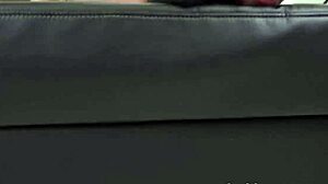 i make a hot model suck my black strapon! 🔥