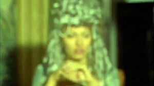 Gamaianiho dvě noci nádherné zábavy v kostýmech skupiny