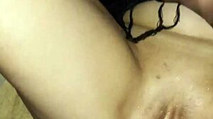 Velvet Rain Uses Toys for Intense Squirting