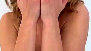 Susane Barts Ruega por Acción Profunda y Dura