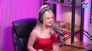 The Blonde From California Had Multiple Orgasms 😍