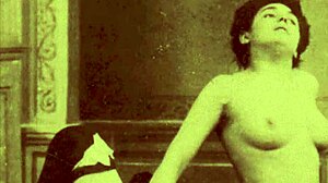 Lanternă întunecată dezvăluie păcatele mamelor vitrege, atât de fierbinte! 🔥