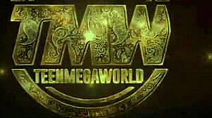 Naked Sweetie Plum rides and fingers in gay scene