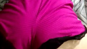 Sexy lingerie tease leads to Noitakails giving head 😘