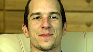 Gay Guys Fuck And Suck Hard!