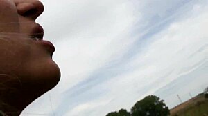 cheap fuck with a hot blonde 😏