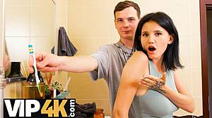 sisporn тип чука красавица жадуваща дълбоки тласъци от заварен брат