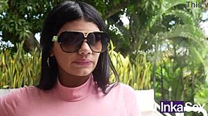 Teen colombiana no le gusta el semen y se lo termina tragando con asco