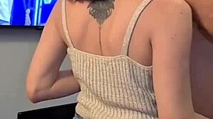 sexo gostoso com a ruivinha da bucetinha rosinha