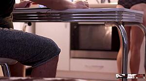 Quick Homemade Fuck Before Dinner