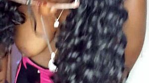 Naejae Shows Her Ass Off