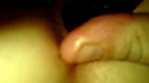 Sie Schreit Bis Zum Anal Orgasmus