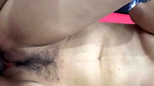 Myanmar girl gets creamy hard in morning romp