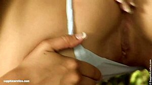 Friends Fisting Hot Lesbians Juliette And Paloma