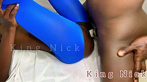 Sexy ebony SLUT SHAKES ASS in doggystyle