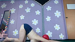 Cute milf flashes pierced nipples during bikini yoga workout. 😍